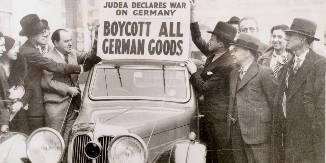 American jews boycott german goods, American Jews band together to protest German agression before World War II by boycotting German made products, circa 1938, USA. (Photo by Underwood & Underwood/Corbis/VCG via Getty Images)